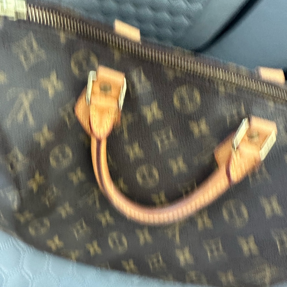 Louis Vuitton Vintage Speedy 30 - Picture 9 of 11